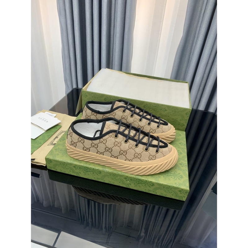 G*u*i casual shoes